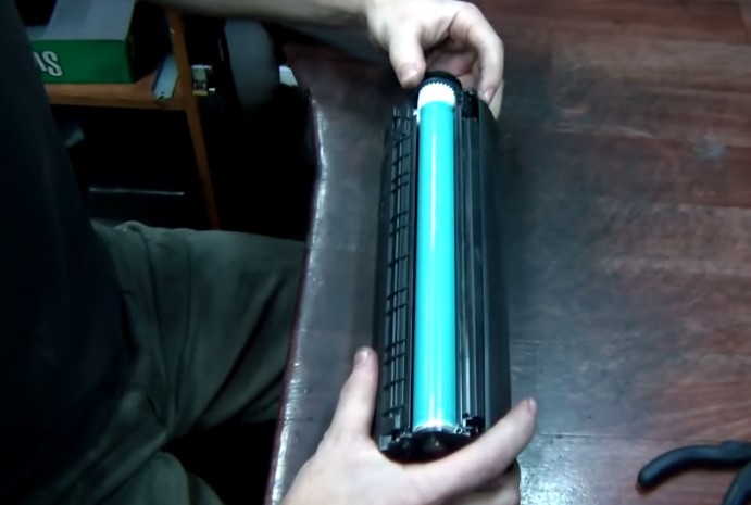 Снятие боковой крышки