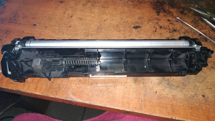 Установка задней крышки блока разработки kyocera fs-1040