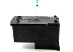 Заправка шприцем картриджа HP 2545.