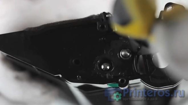 Установка щитка вала проявки