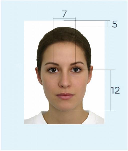 цветное или черно-белое фото на паспорт