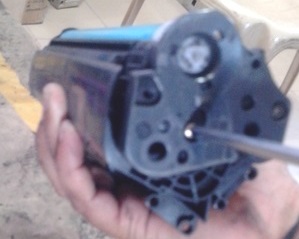 Как правильно заправить лазерный принтер