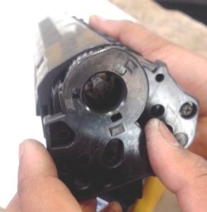 Как правильно заправить лазерный принтер