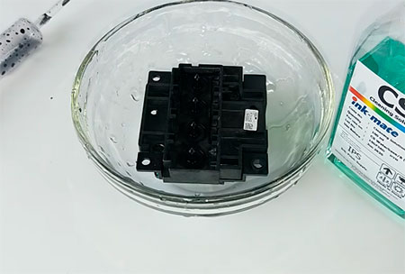 Как прочистить печатающую головку принтера через компьютер и вручную