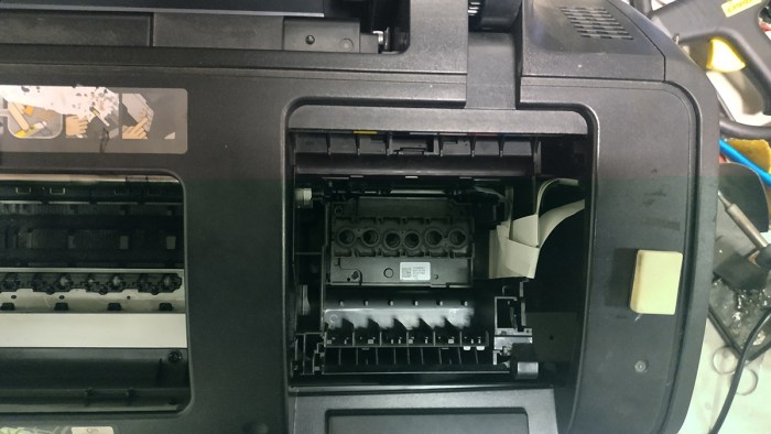 Печатающая-головка-принтера-Epson-1410-L-800-T-50-P-50