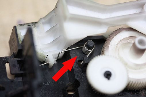 Пружина идущая на стопор