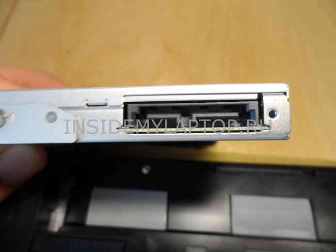 Samsung-NP300E4A-A01RU-18