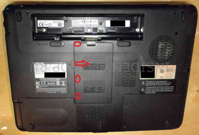 Toshiba-A300-14S-03-1